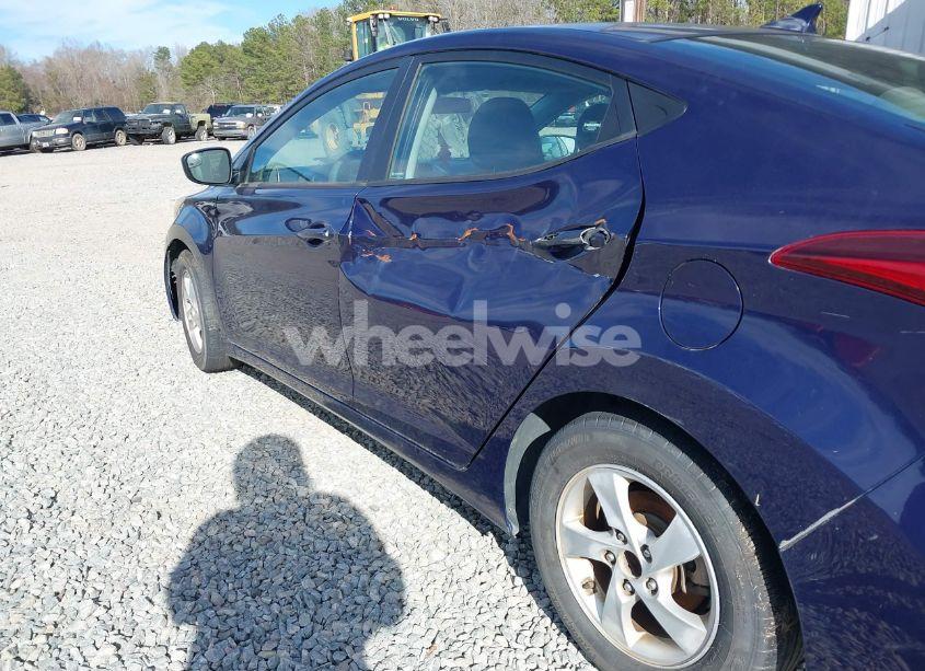 Photo 12 of 2014 Hyundai Elantra SE (VIN 5NPDH4AE3EH478872)