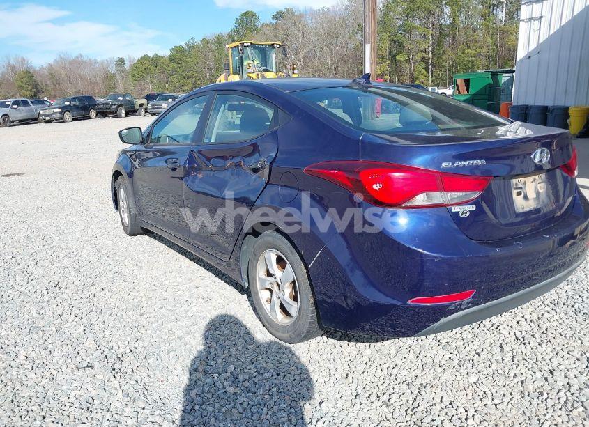 Photo 3 of 2014 Hyundai Elantra SE (VIN 5NPDH4AE3EH478872)