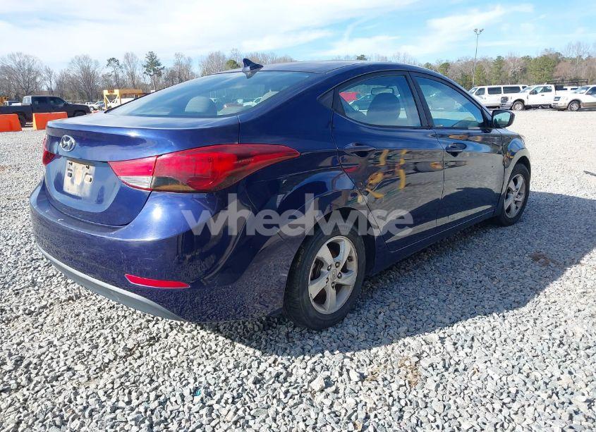 Photo 4 of 2014 Hyundai Elantra SE (VIN 5NPDH4AE3EH478872)
