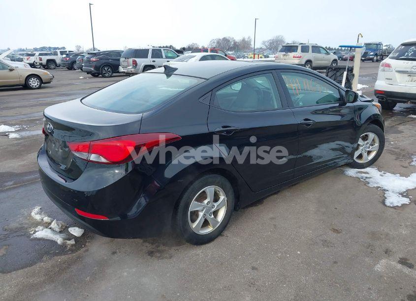 Photo 4 of 2014 Hyundai Elantra SE (VIN 5NPDH4AE3EH482727)