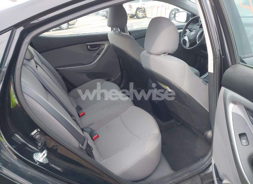 Photo 8 of 2014 Hyundai Elantra SE (VIN 5NPDH4AE3EH482727)
