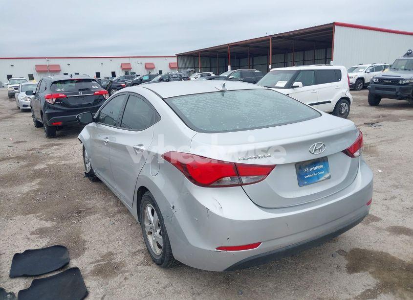 Photo 3 of 2014 Hyundai Elantra SE (VIN 5NPDH4AE3EH494618)