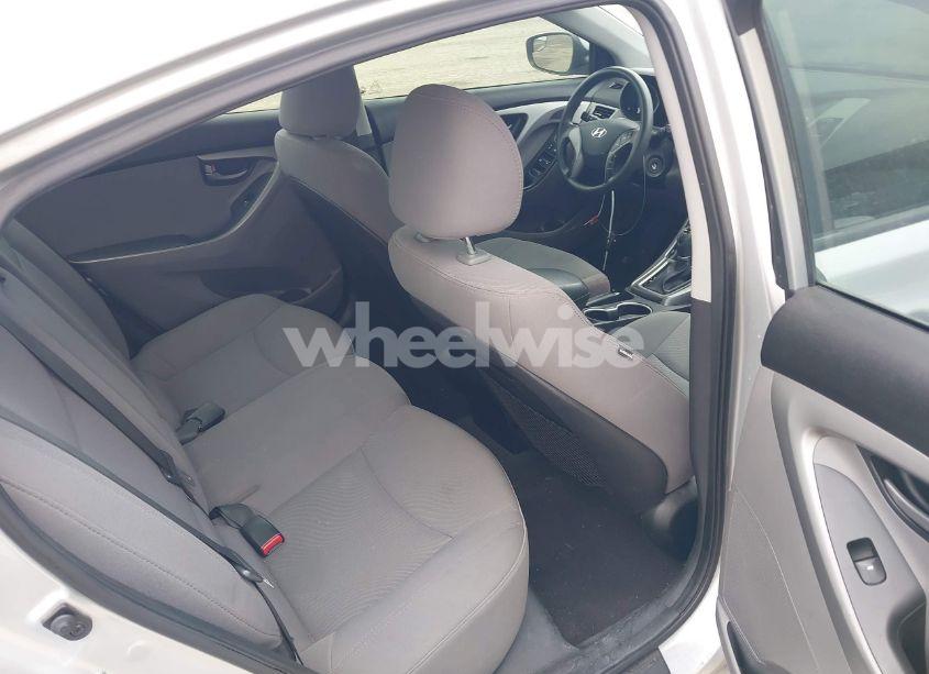 Photo 8 of 2014 Hyundai Elantra SE (VIN 5NPDH4AE3EH494618)