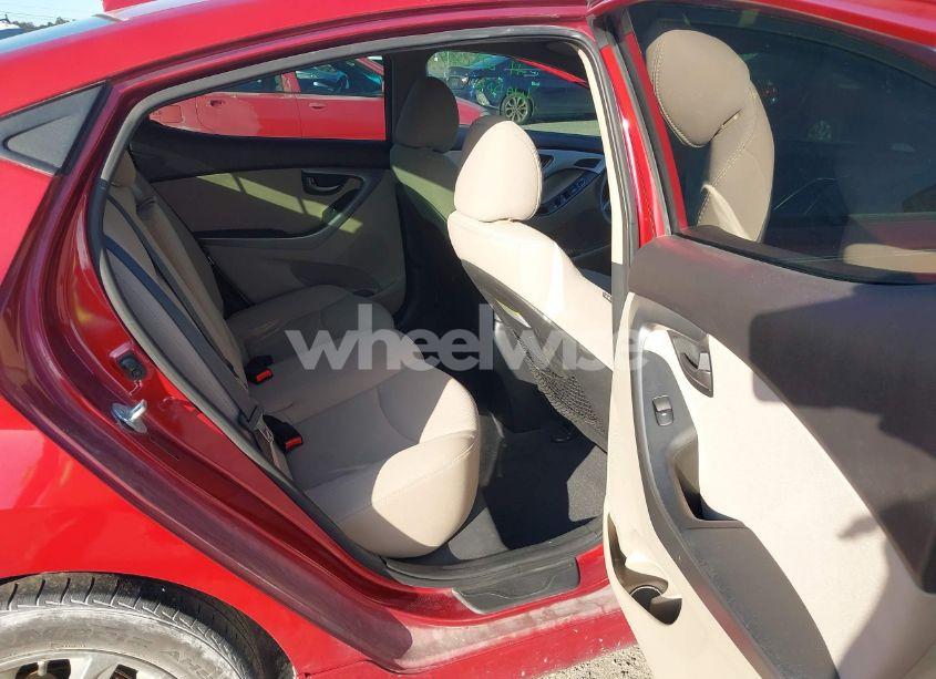 Photo 8 of 2014 Hyundai Elantra SE (VIN 5NPDH4AE3EH502782)