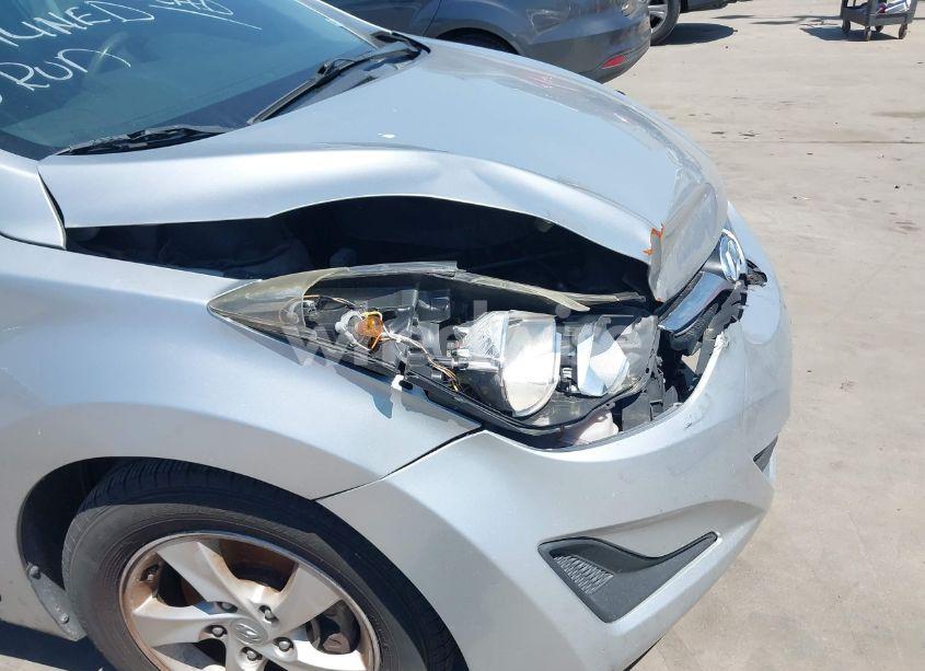 Photo 11 of 2014 Hyundai Elantra SE (VIN 5NPDH4AE3EH506007)