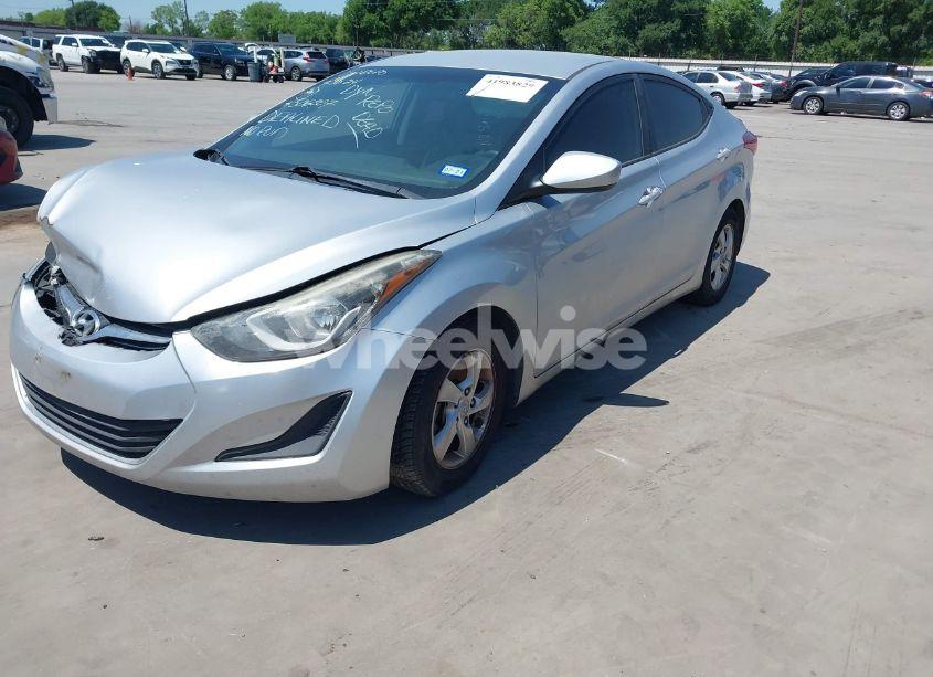 Photo 2 of 2014 Hyundai Elantra SE (VIN 5NPDH4AE3EH506007)