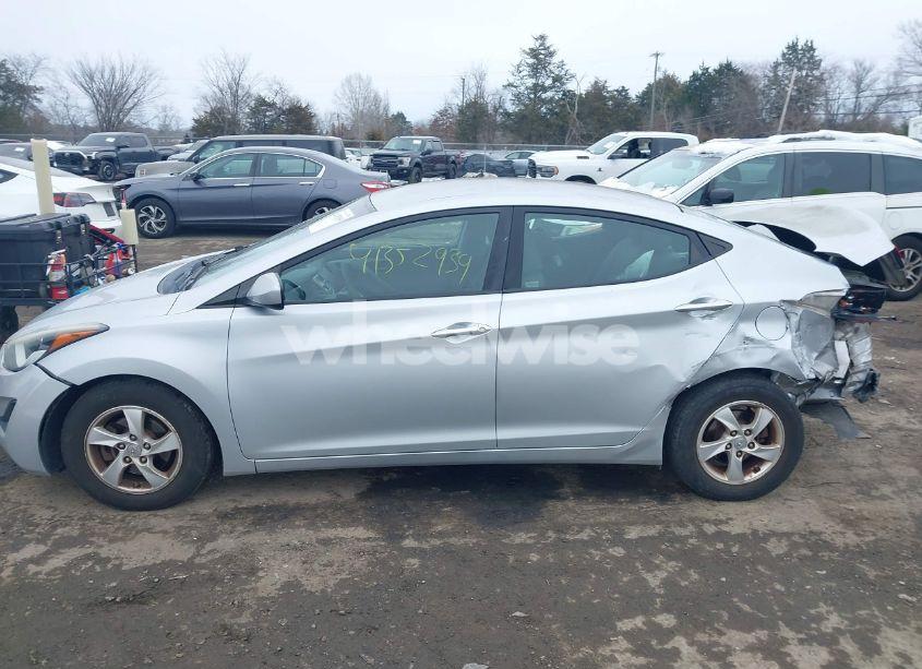 Photo 15 of 2014 Hyundai Elantra SE (VIN 5NPDH4AE3EH506928)