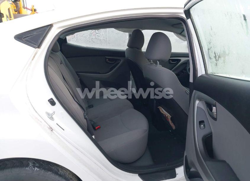 Photo 8 of 2014 Hyundai Elantra SE (VIN 5NPDH4AE3EH507576)