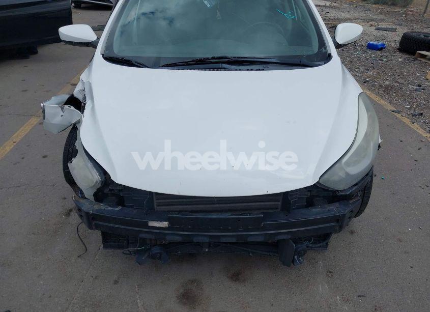 Photo 13 of 2014 Hyundai Elantra SE (VIN 5NPDH4AE3EH515757)