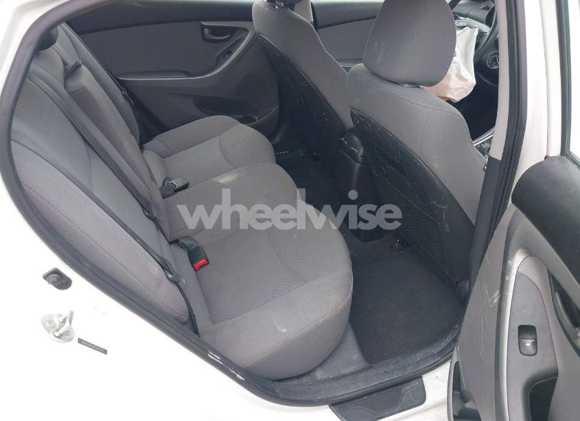 Photo 8 of 2014 Hyundai Elantra SE (VIN 5NPDH4AE3EH515757)