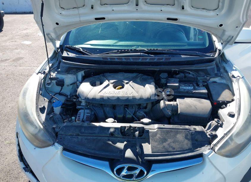 Photo 10 of 2014 Hyundai Elantra SE (VIN 5NPDH4AE3EH516648)