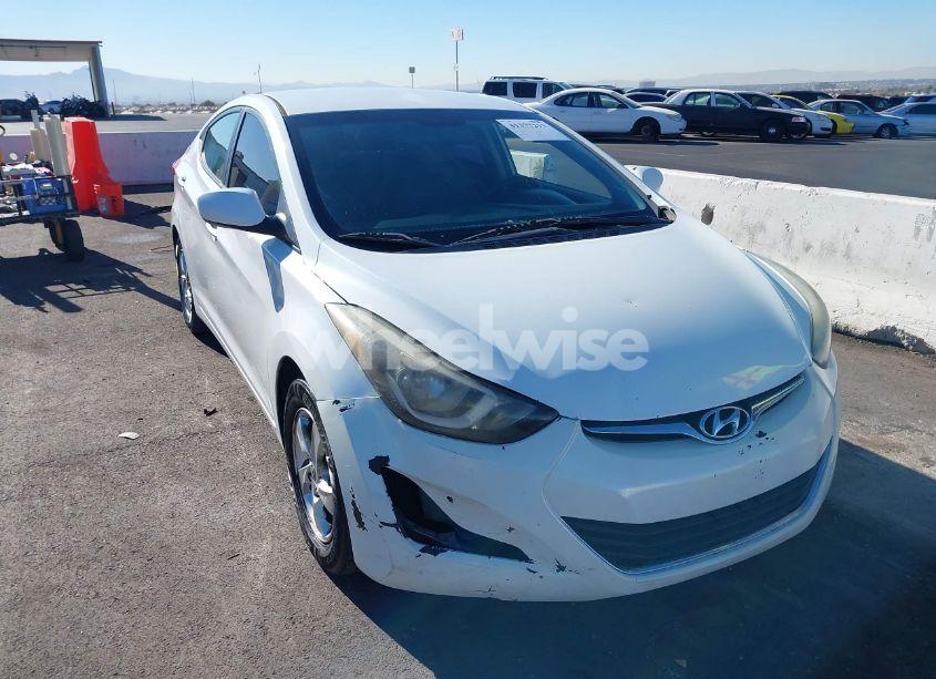 Photo 6 of 2014 Hyundai Elantra SE (VIN 5NPDH4AE3EH516648)