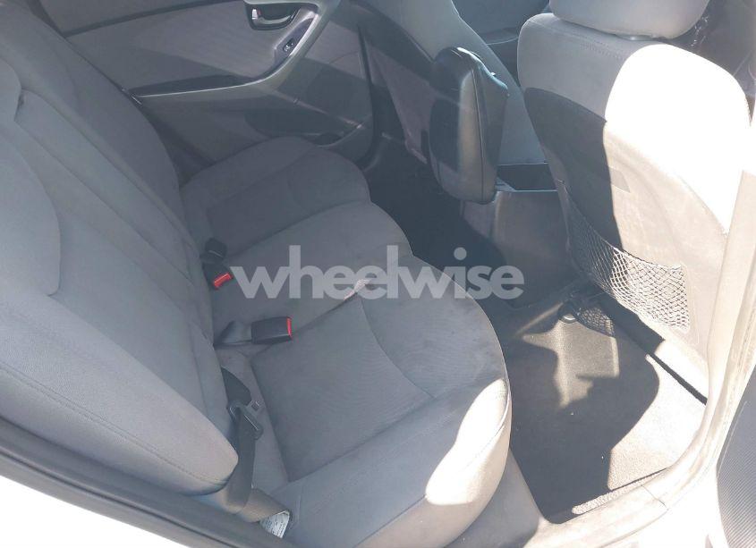 Photo 8 of 2014 Hyundai Elantra SE (VIN 5NPDH4AE3EH516648)