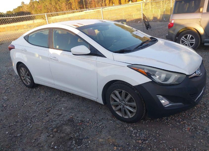2014 Hyundai Elantra SE (VIN 5NPDH4AE3EH518254) main photo