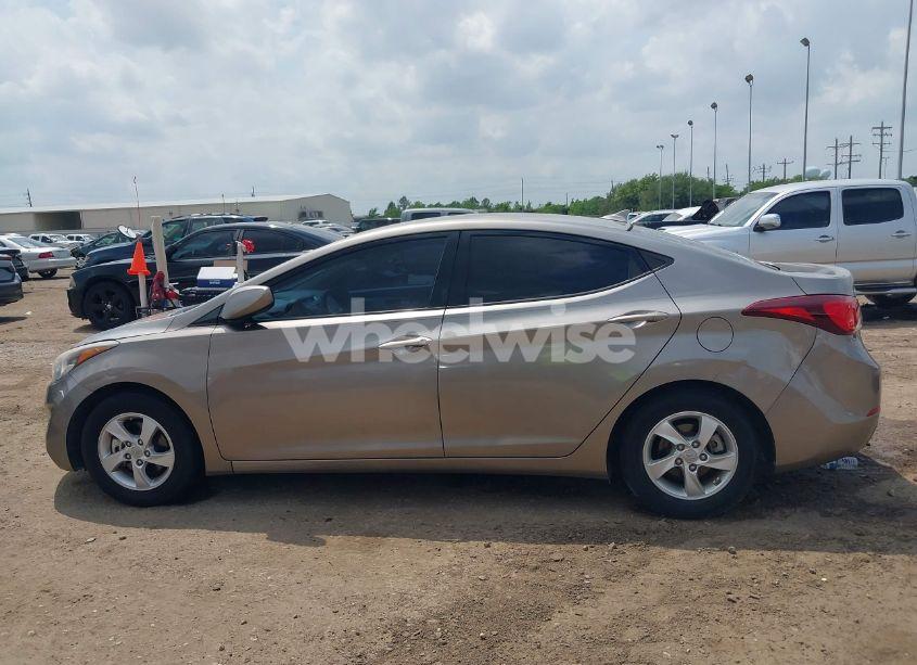 Photo 14 of 2014 Hyundai Elantra SE (VIN 5NPDH4AE3EH519825)