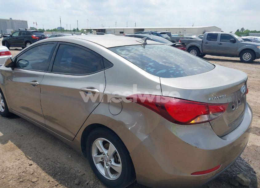 Photo 6 of 2014 Hyundai Elantra SE (VIN 5NPDH4AE3EH519825)