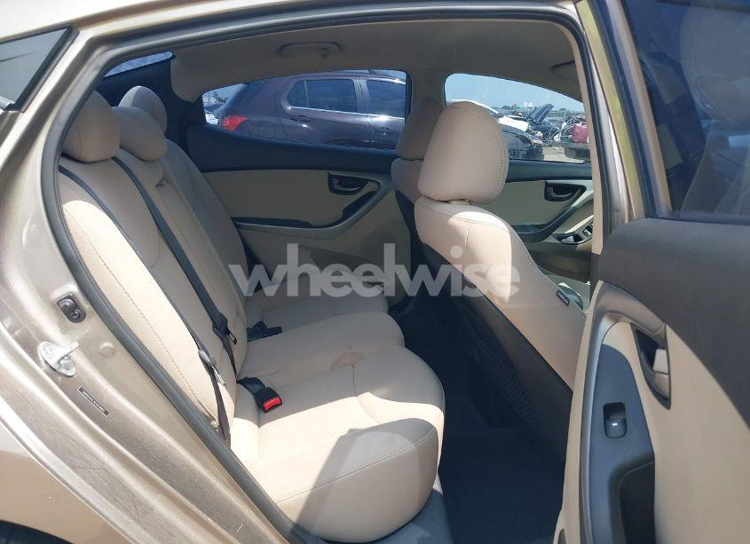 Photo 8 of 2014 Hyundai Elantra SE (VIN 5NPDH4AE3EH519825)