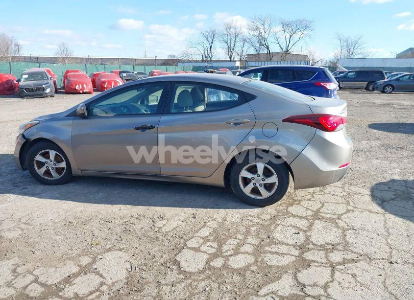 Photo 14 of 2014 Hyundai Elantra SE (VIN 5NPDH4AE3EH520764)