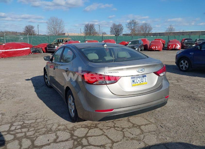 Photo 3 of 2014 Hyundai Elantra SE (VIN 5NPDH4AE3EH520764)