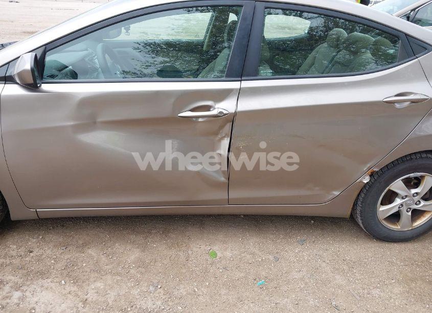 Photo 12 of 2014 Hyundai Elantra SE (VIN 5NPDH4AE3EH531621)