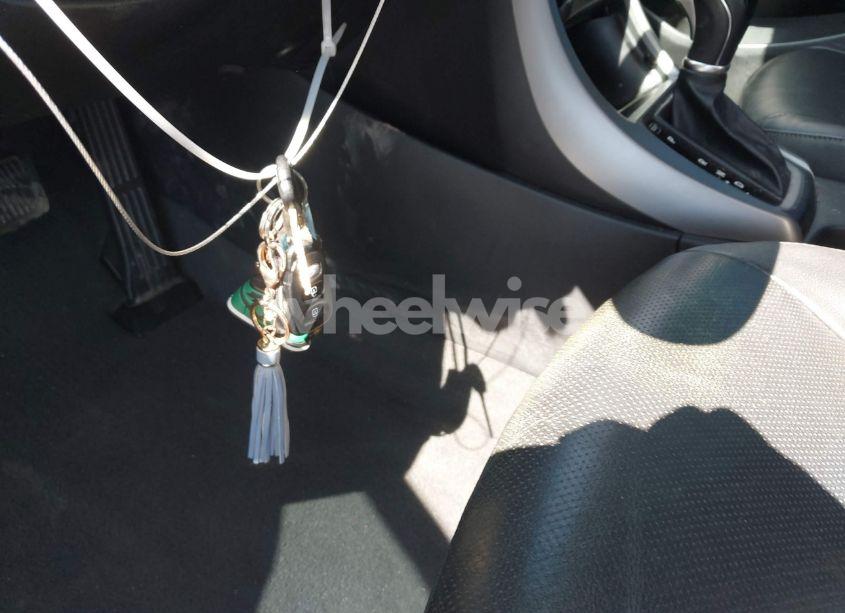 Photo 11 of 2014 Hyundai Elantra LIMITED (VIN 5NPDH4AE3EH532171)