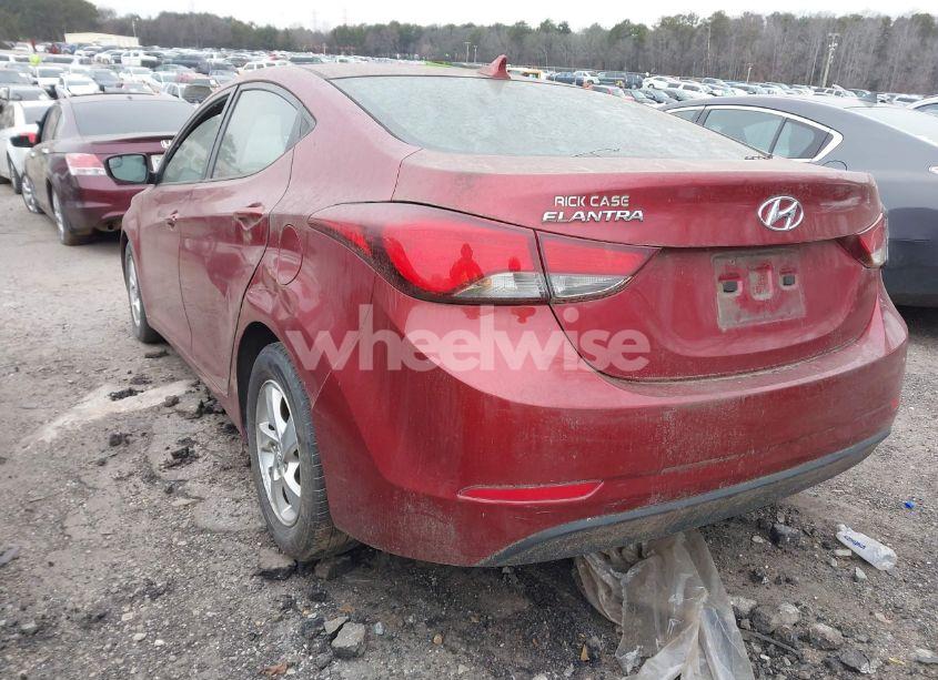 Photo 3 of 2014 Hyundai Elantra SE (VIN 5NPDH4AE3EH534423)