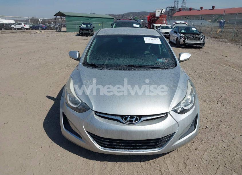 Photo 11 of 2015 Hyundai Elantra SE (VIN 5NPDH4AE3FH547495)