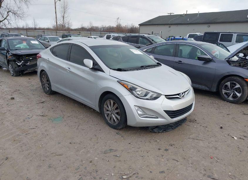 2015 Hyundai Elantra SE (VIN 5NPDH4AE3FH551045) main photo