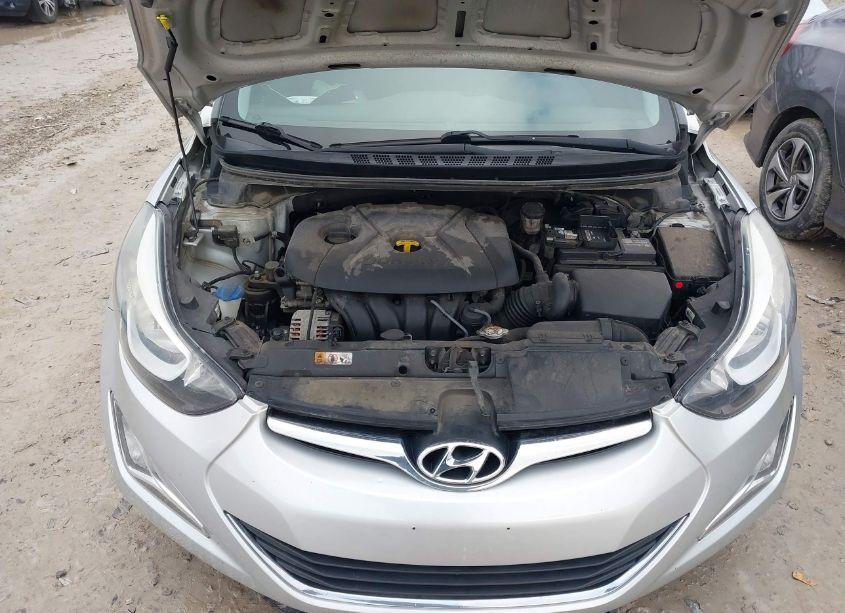 Photo 10 of 2015 Hyundai Elantra SE (VIN 5NPDH4AE3FH551045)