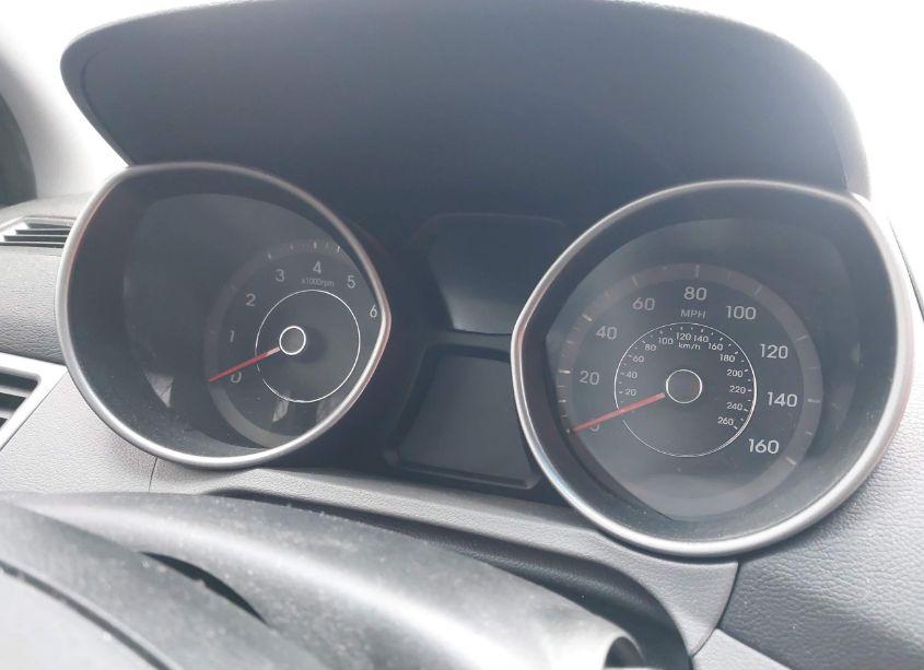 Photo 15 of 2015 Hyundai Elantra SE (VIN 5NPDH4AE3FH551045)