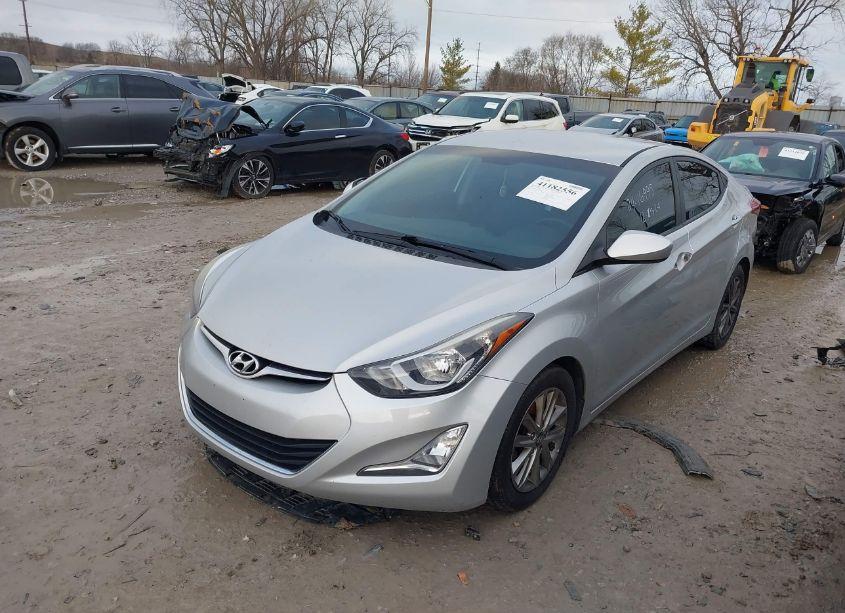 Photo 2 of 2015 Hyundai Elantra SE (VIN 5NPDH4AE3FH551045)