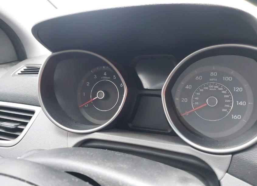 Photo 7 of 2015 Hyundai Elantra SE (VIN 5NPDH4AE3FH551045)