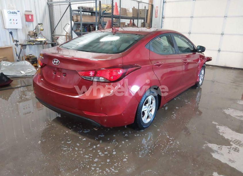 Photo 4 of 2015 Hyundai Elantra SE (VIN 5NPDH4AE3FH555340)