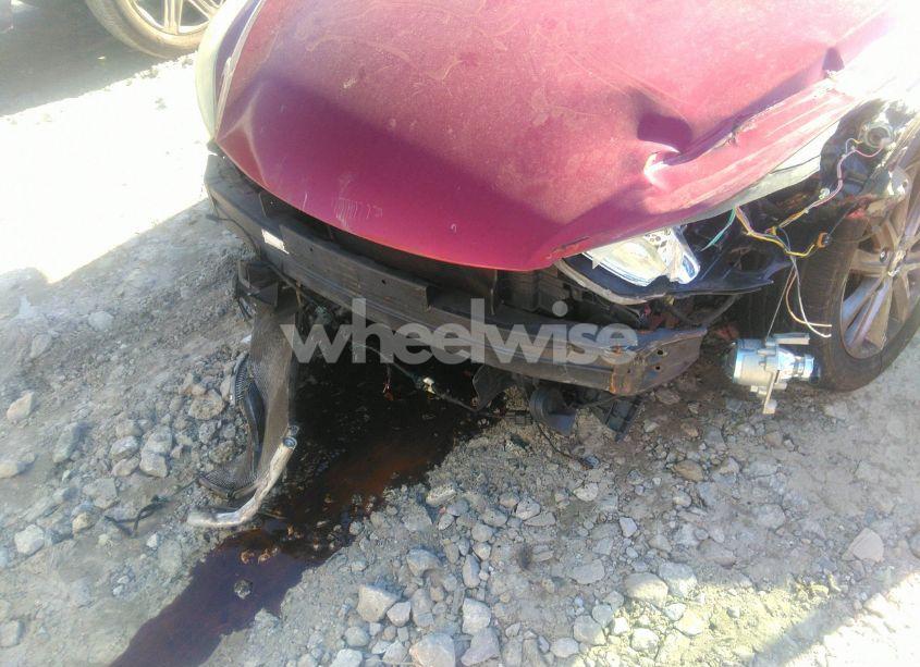 Photo 6 of 2015 Hyundai Elantra SE (VIN 5NPDH4AE3FH557072)