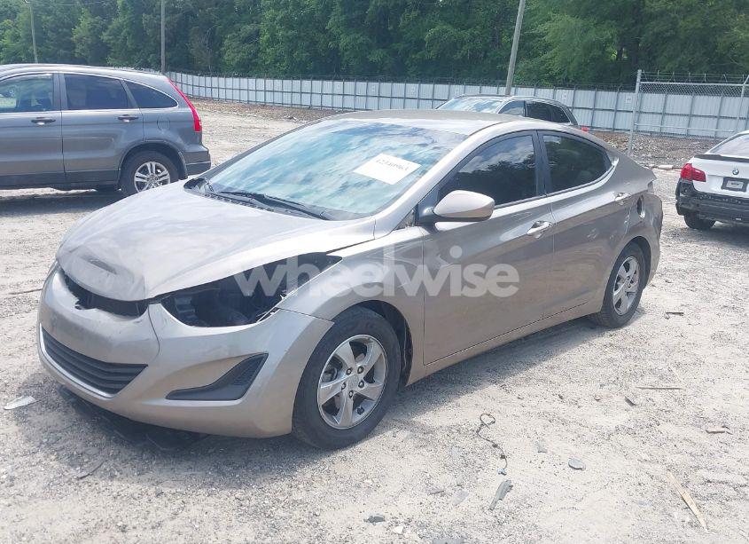 Photo 2 of 2015 Hyundai Elantra SE (VIN 5NPDH4AE3FH567553)