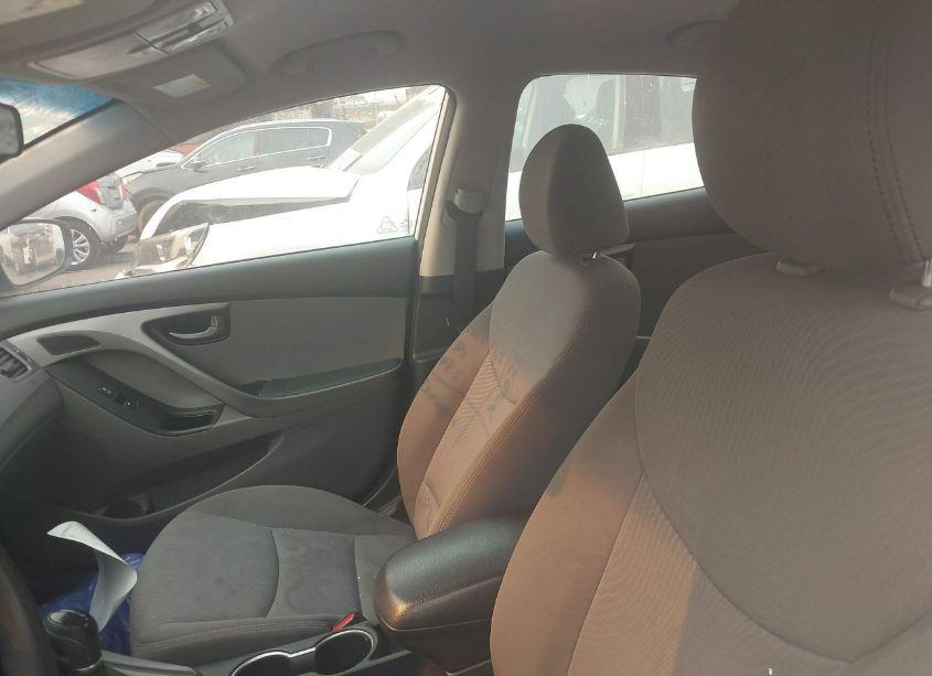 Photo 16 of 2015 Hyundai Elantra SE (VIN 5NPDH4AE3FH578732)