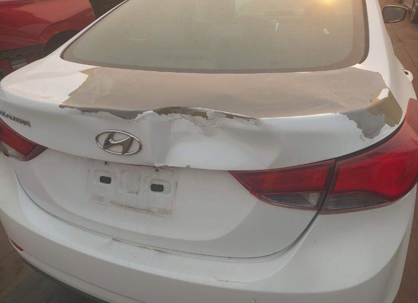 Photo 19 of 2015 Hyundai Elantra SE (VIN 5NPDH4AE3FH578732)