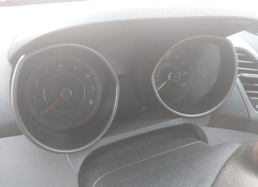 Photo 7 of 2015 Hyundai Elantra SE (VIN 5NPDH4AE3FH578732)