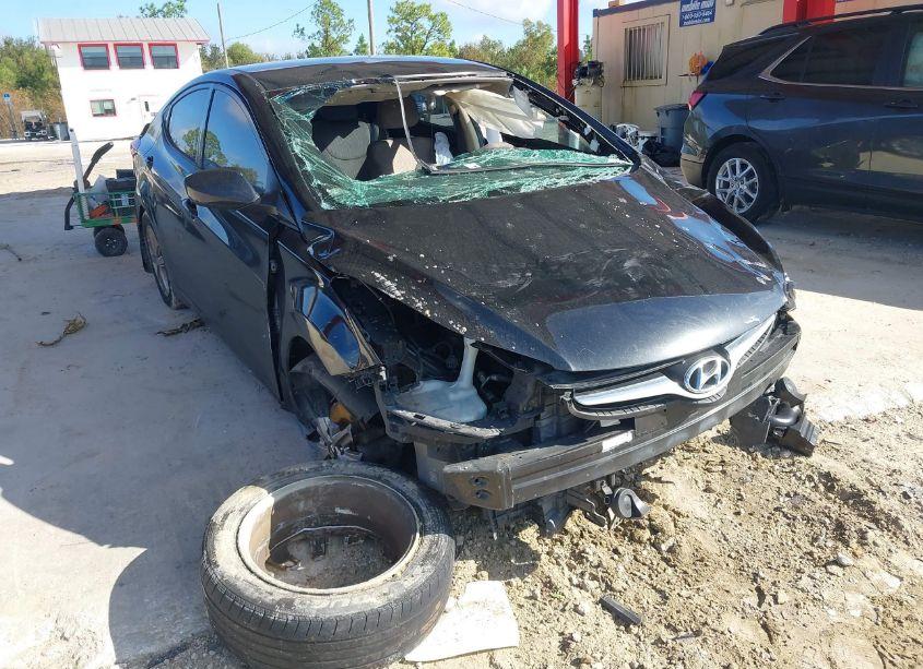 2015 Hyundai Elantra SE (VIN 5NPDH4AE3FH583090) main photo