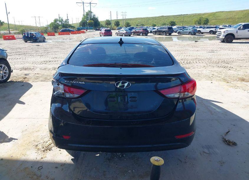 Photo 17 of 2015 Hyundai Elantra SE (VIN 5NPDH4AE3FH583090)