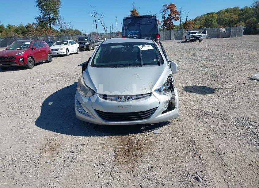 Photo 12 of 2015 Hyundai Elantra SE (VIN 5NPDH4AE3FH583364)