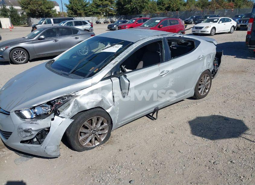Photo 6 of 2015 Hyundai Elantra SE (VIN 5NPDH4AE3FH583364)