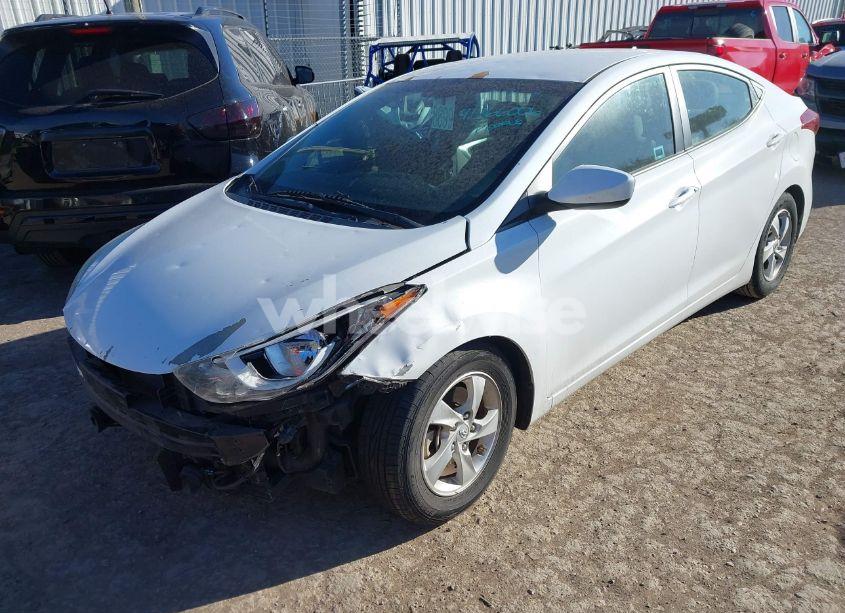 Photo 2 of 2015 Hyundai Elantra SE (VIN 5NPDH4AE3FH589987)