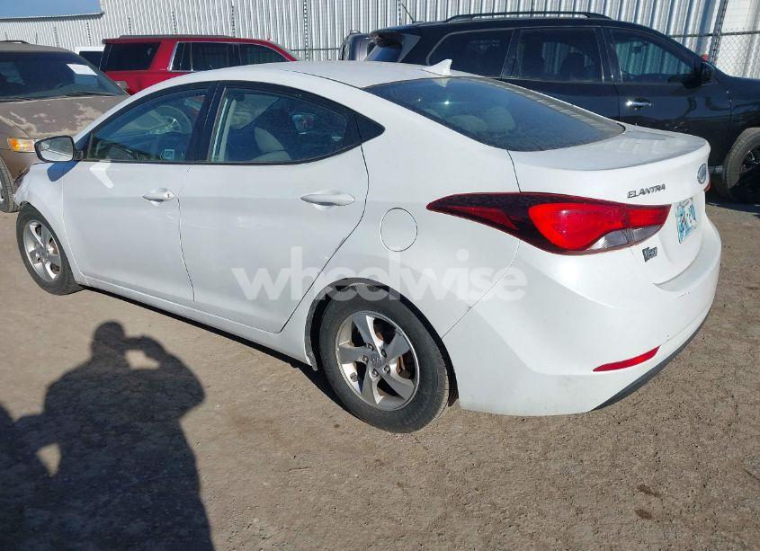 Photo 3 of 2015 Hyundai Elantra SE (VIN 5NPDH4AE3FH589987)