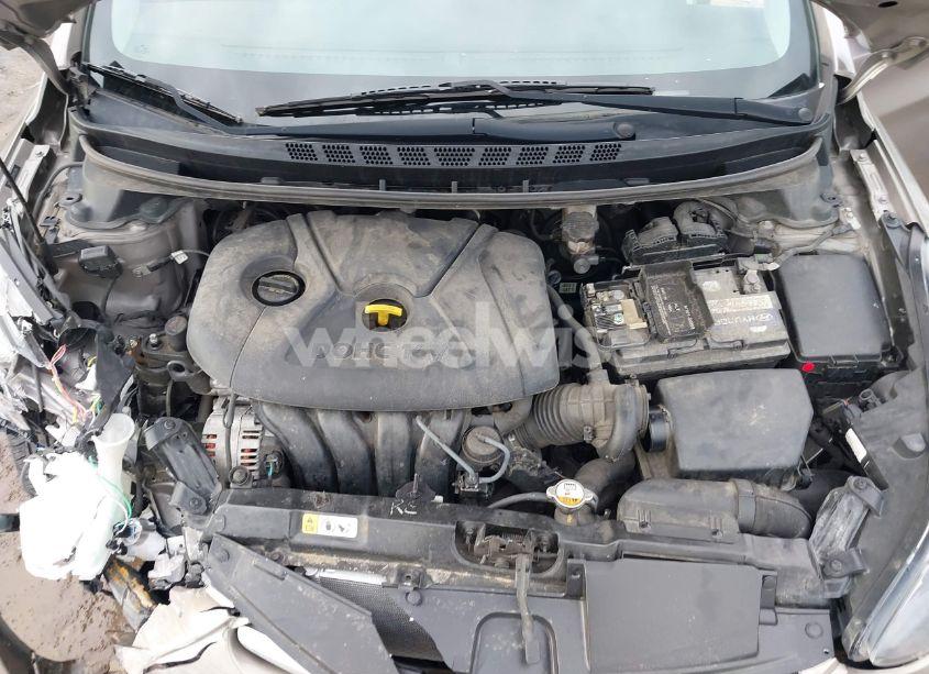 Photo 10 of 2015 Hyundai Elantra SE (VIN 5NPDH4AE3FH613284)