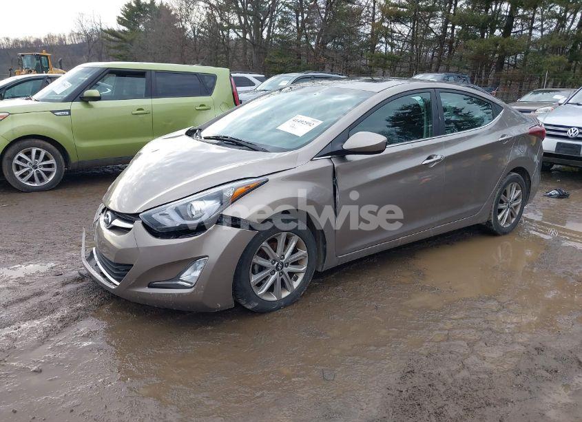 Photo 2 of 2015 Hyundai Elantra SE (VIN 5NPDH4AE3FH613284)