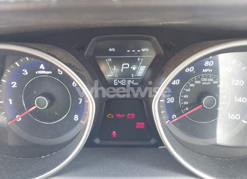 Photo 7 of 2015 Hyundai Elantra LIMITED (VIN 5NPDH4AE3FH615004)