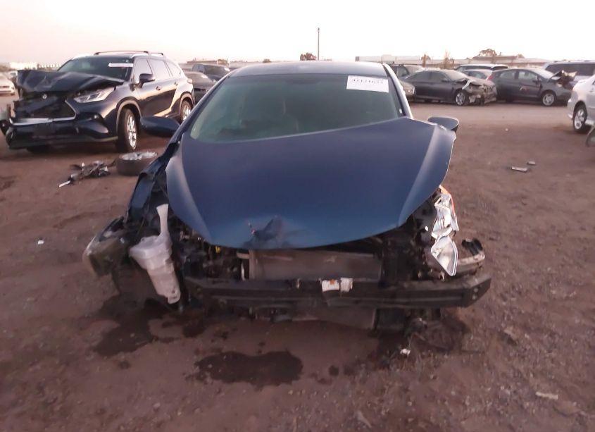 Photo 12 of 2015 Hyundai Elantra SE (VIN 5NPDH4AE3FH618548)