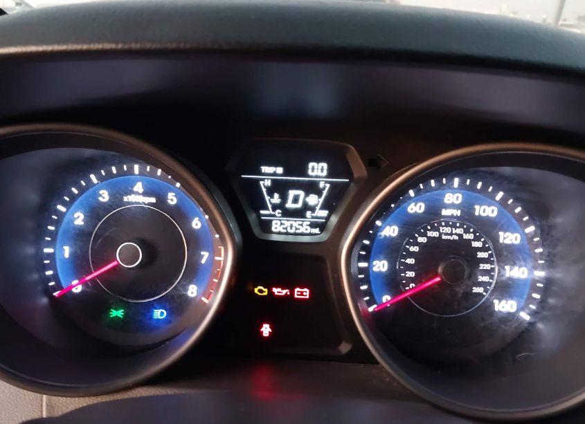 Photo 7 of 2015 Hyundai Elantra SE (VIN 5NPDH4AE3FH618548)