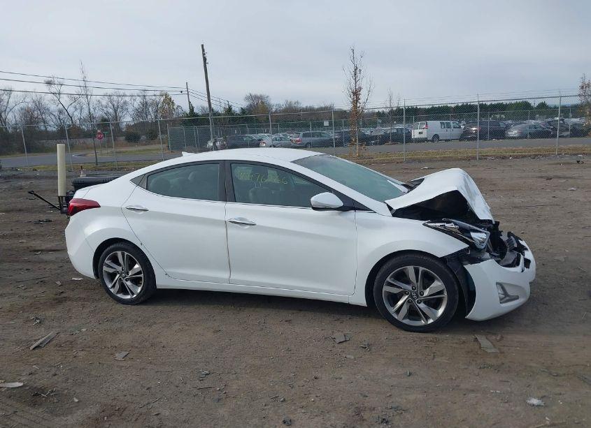 Photo 13 of 2015 Hyundai Elantra LIMITED (VIN 5NPDH4AE3FH622681)
